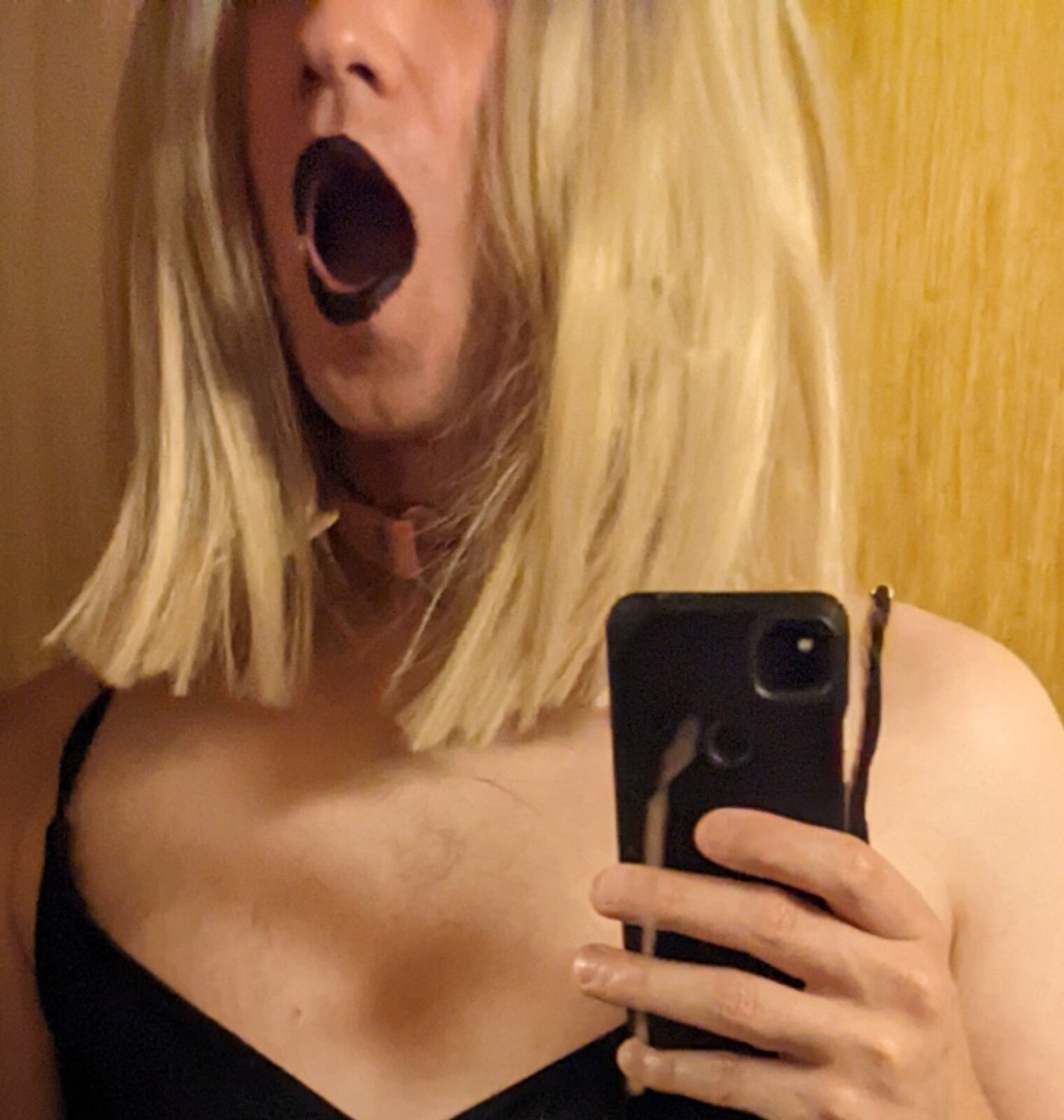 Sissy Sandra needs convincing to be caged #60jqLGO8