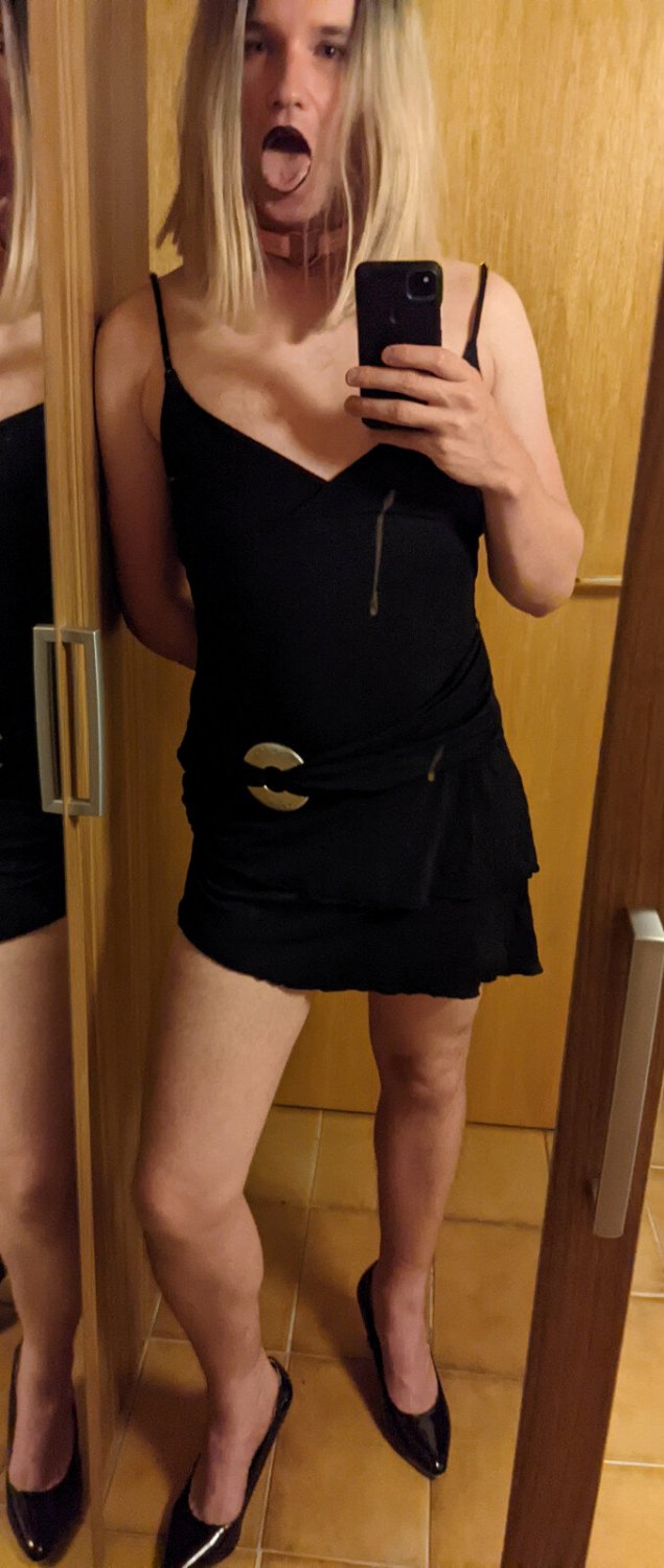 Sissy Sandra needs convincing to be caged #HDBQBbkp