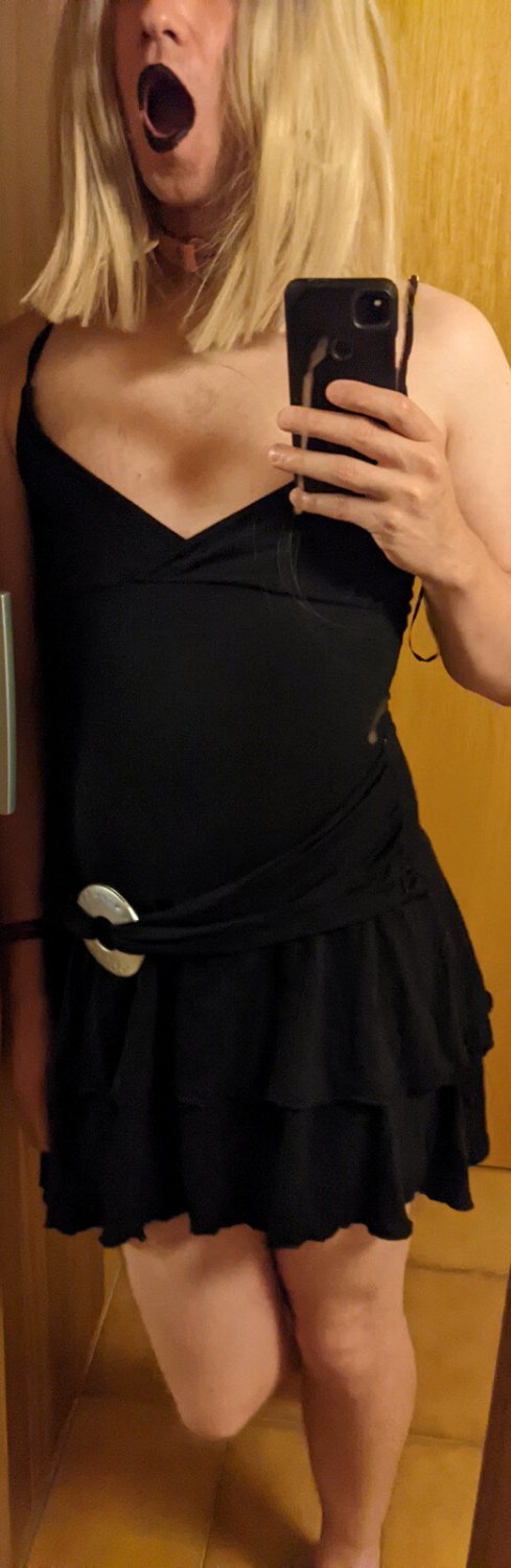 Sissy Sandra needs convincing to be caged #WnARFL4y