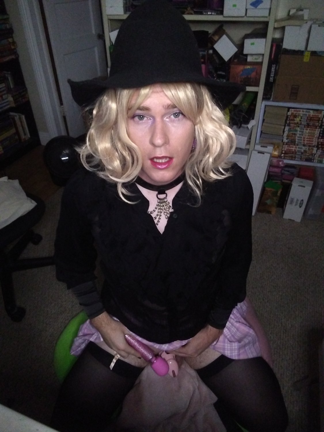 Slutty little Witch plays with her Wand #T7Uy5mmV