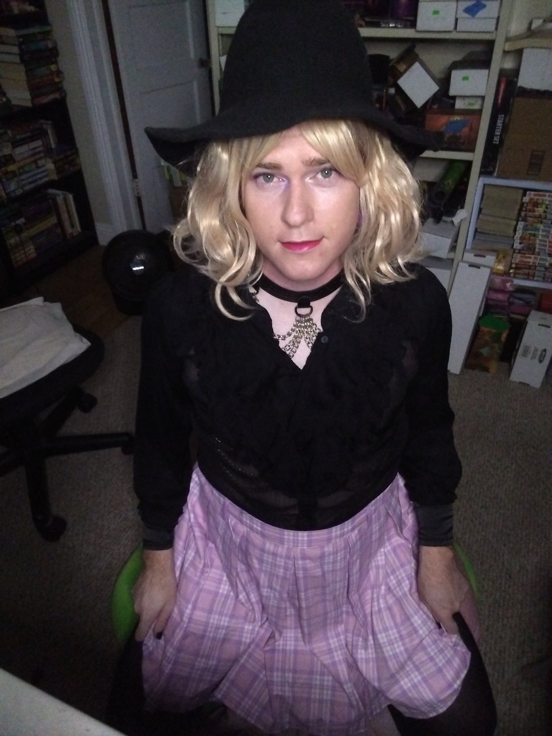 Slutty little Witch plays with her Wand #czaPDfa4