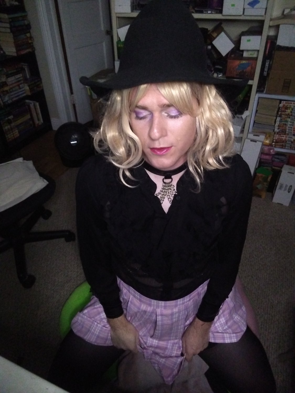 Slutty little Witch plays with her Wand #nHAxukcA