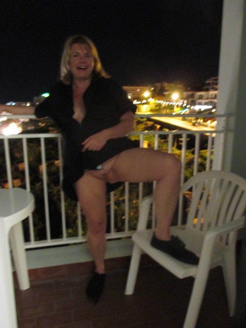 Exposed whore Ellie 51 #8FiU93VR