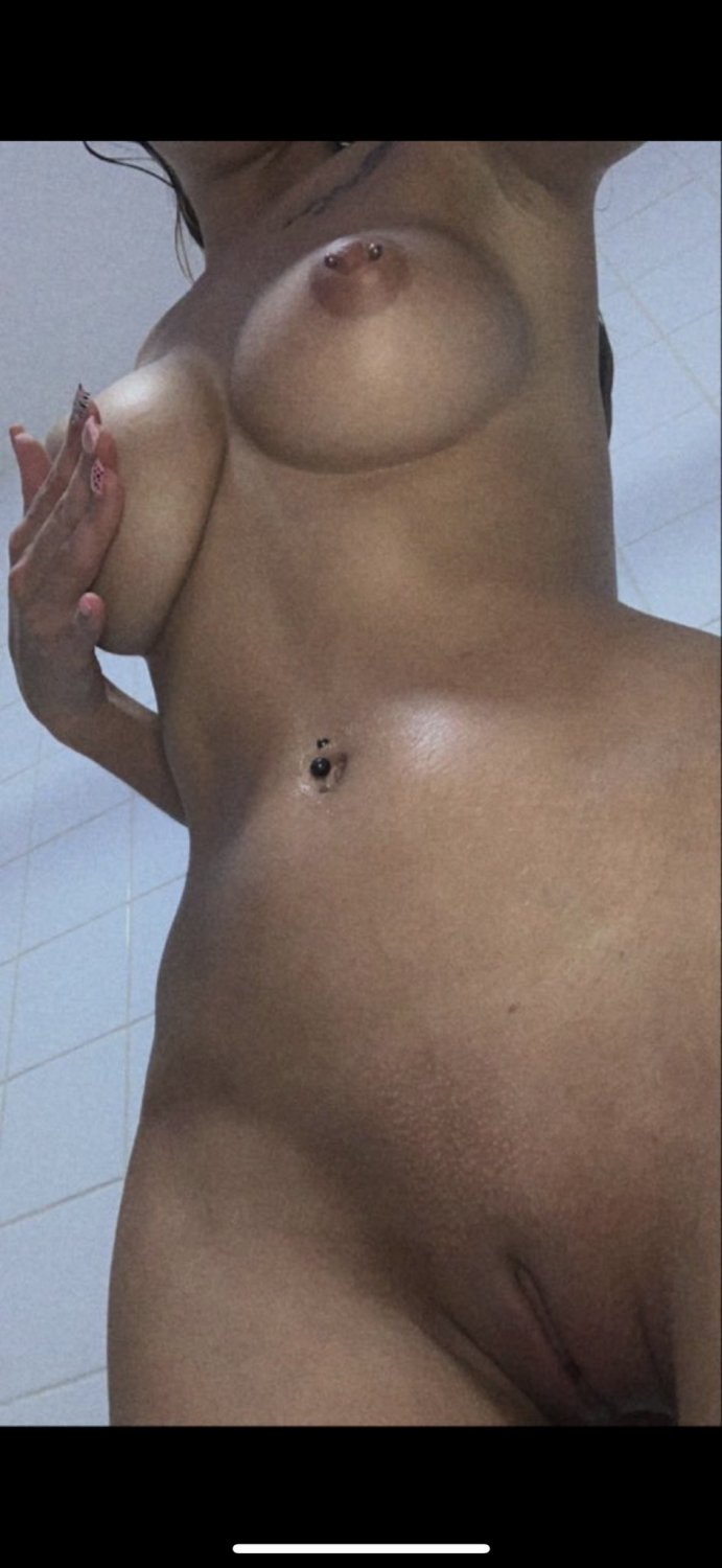 Sexy Twitter Babe 3 #yCnlBvNe
