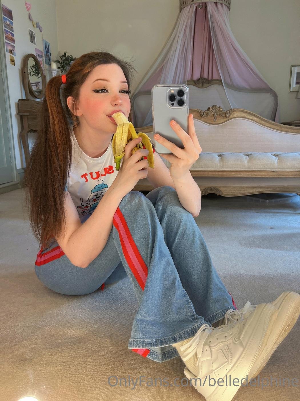 Belle Delphine #YOSYvuCD