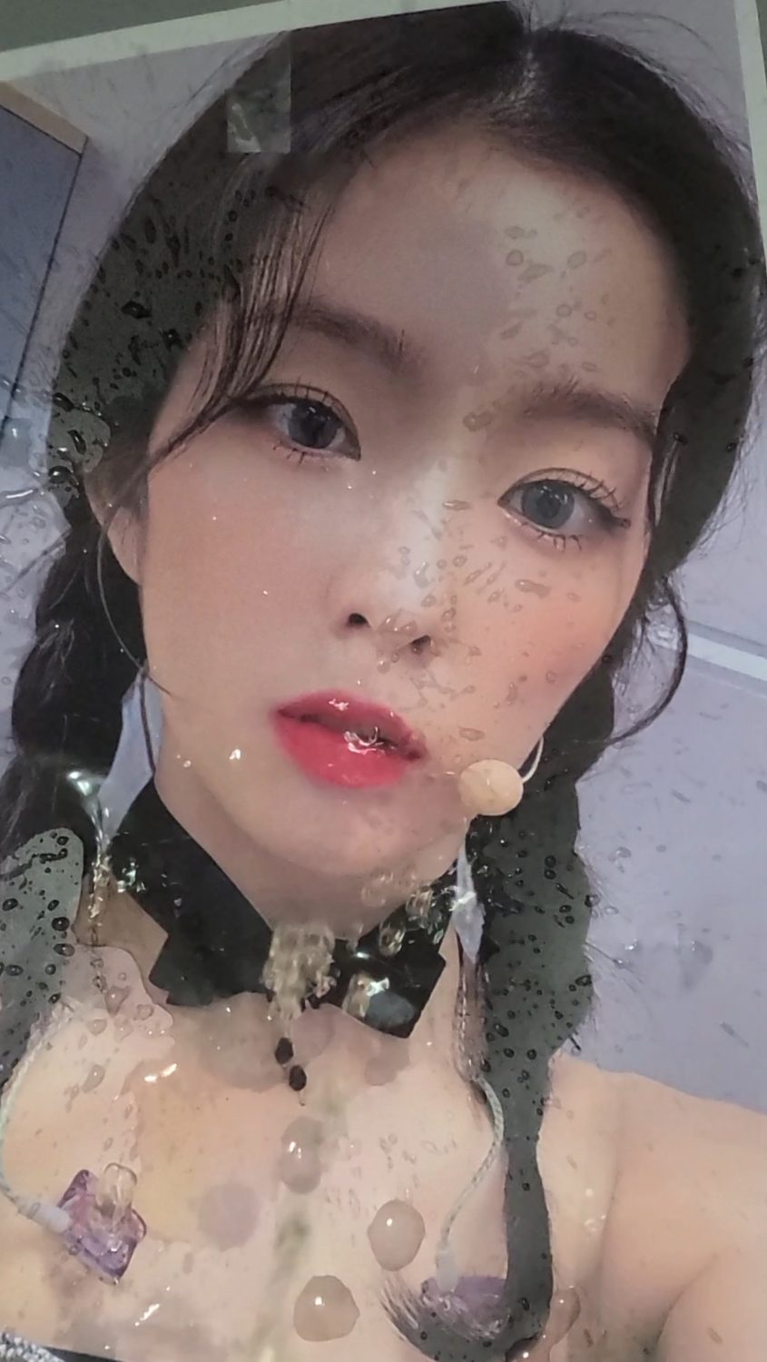 Reupload 20220425 Red velvet Irene Cum tribute & Golden shower #RQCxdDv1