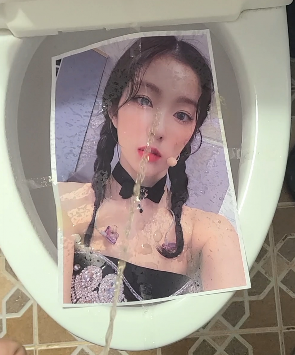 Reupload 20220425 Red velvet Irene Cum tribute & Golden shower #YPLbYAiW