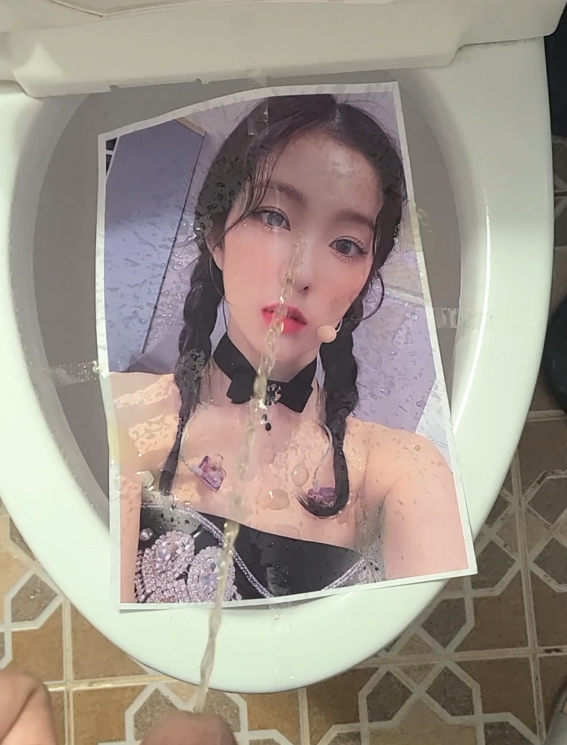Reupload 20220425 Red velvet Irene Cum tribute & Golden shower #bQXQYrBk