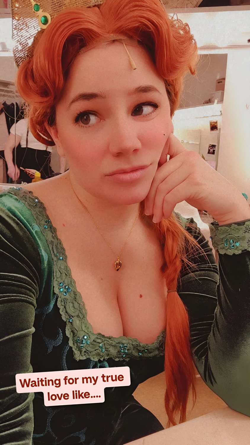 I Wish I Could Fuck This Young Actress’s Tits #ELXyHk4e