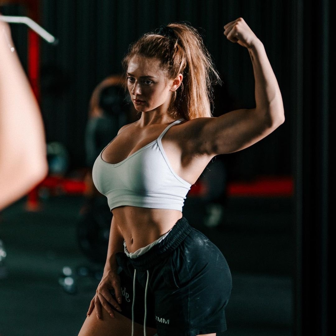 Miranda Cohen_Tribute. #YwqxyeND