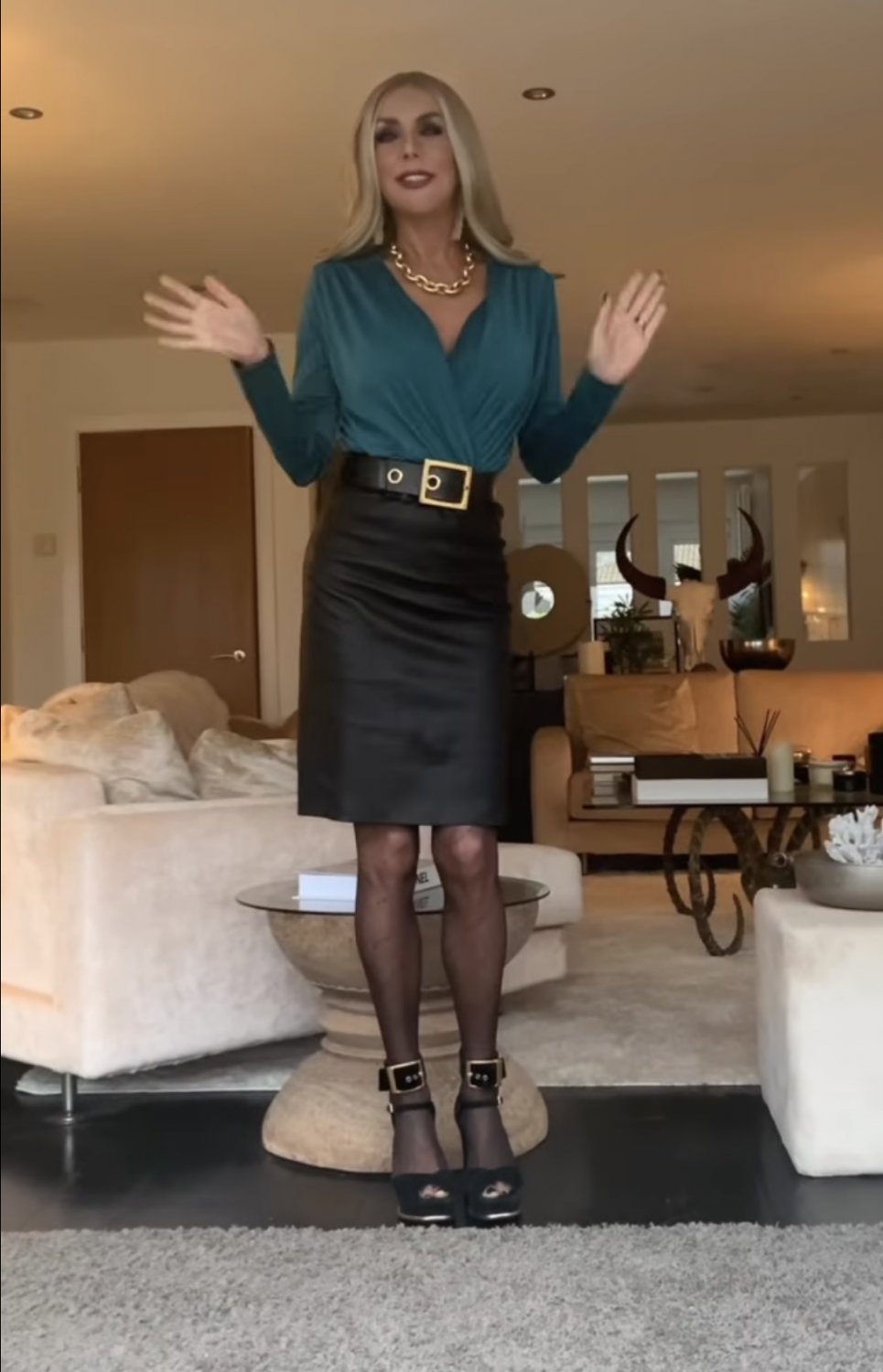 Celia Sawyer - Leather Skirt #bMT3yIsZ