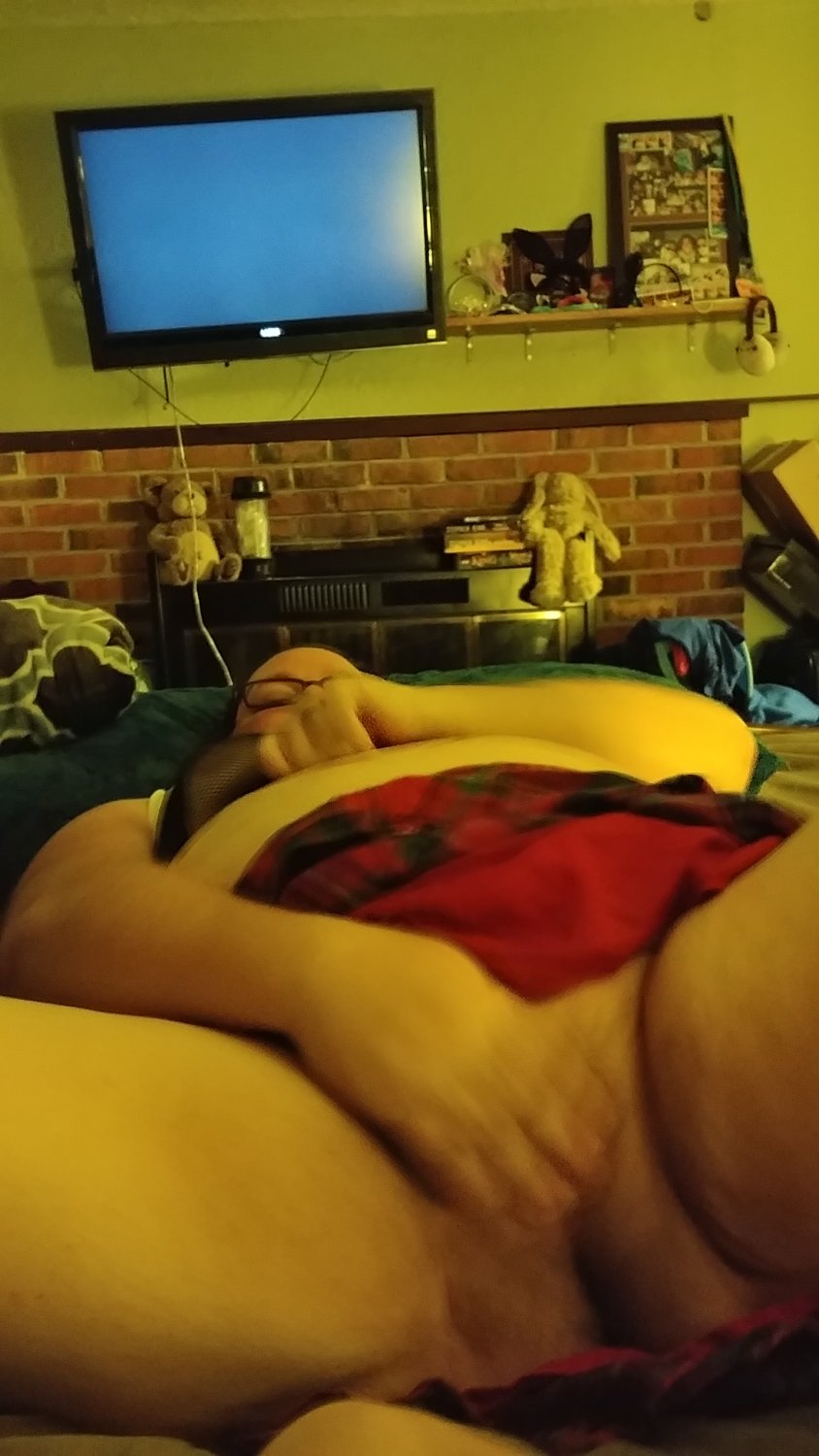 Michelle The Slut #YpgGPn0U