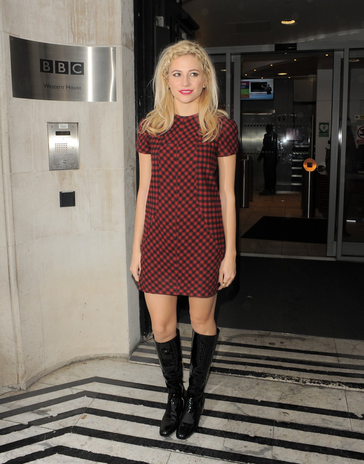 Pixie Lott - FMBs #doB4SlwA