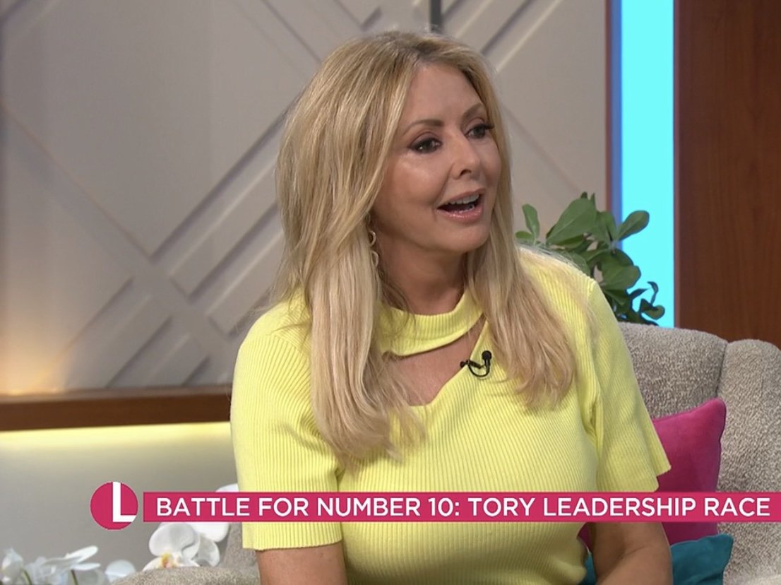 Carol Vorderman #D1zWYYR4