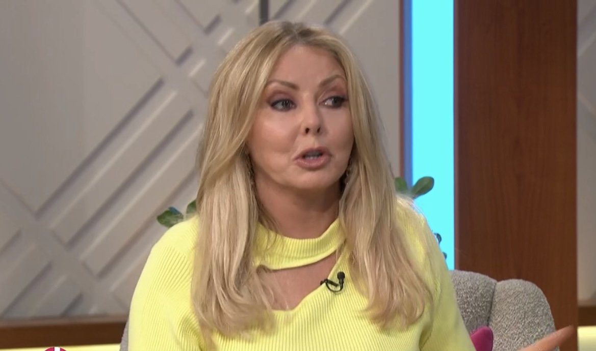 Carol Vorderman #J1gIL7ff