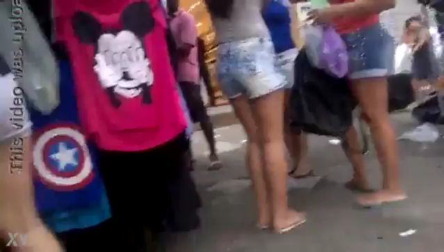 Branquinha expremendo o cuzinho #W09nQJLM