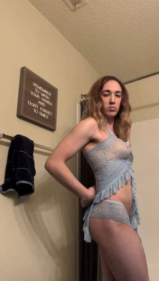 Sissy Sasha posing & teasing in her new lingerie  - kik: tennis5life - (3. Gallery) #ruvvy0JF