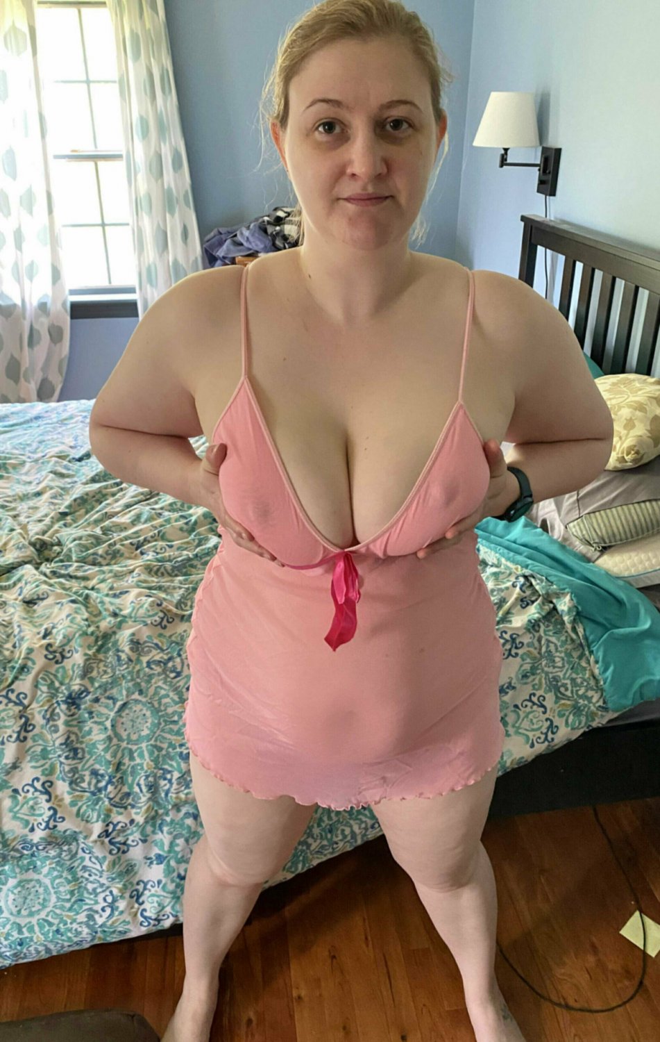 Horny slut #8Bg0gbOm