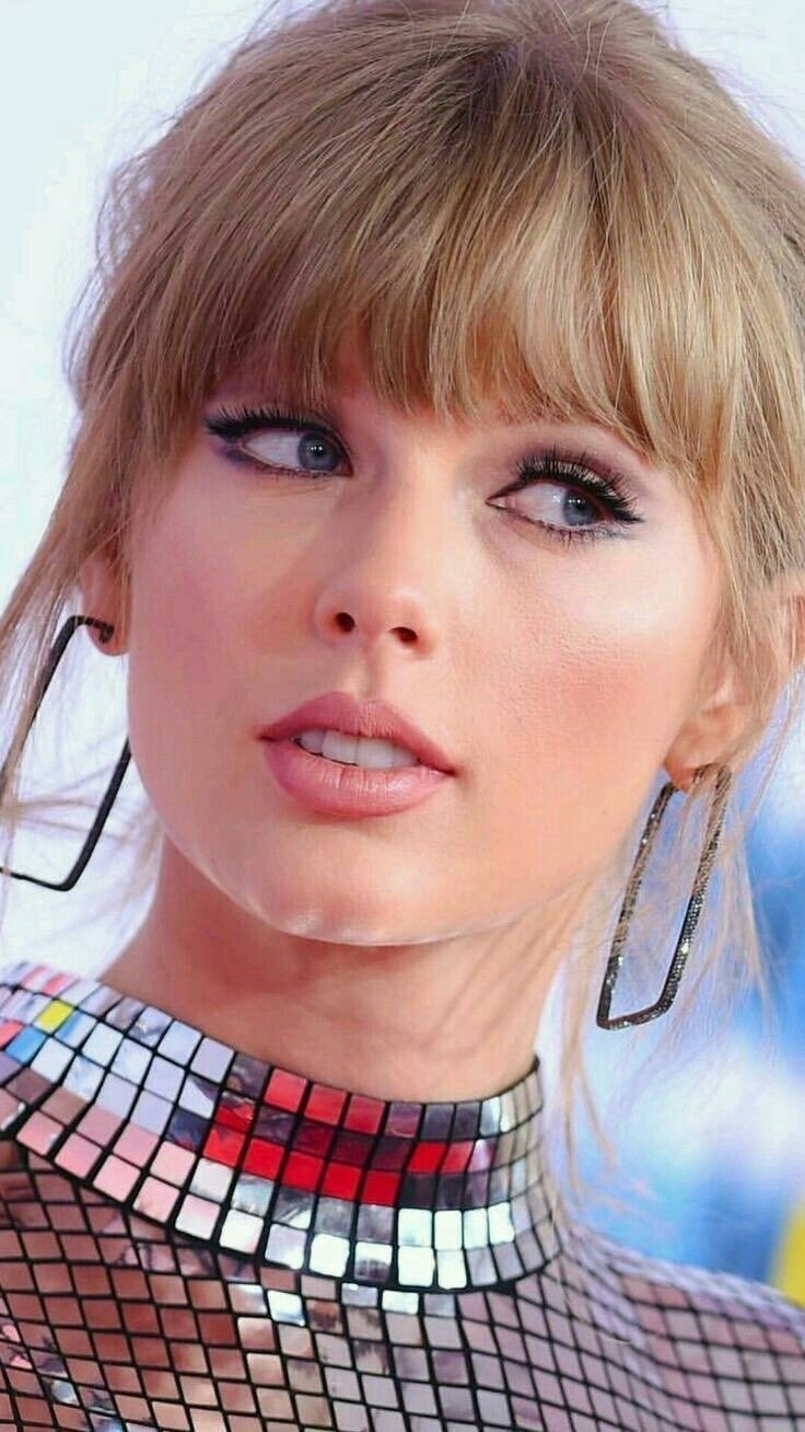 TayTay Swift #PL79lI6e