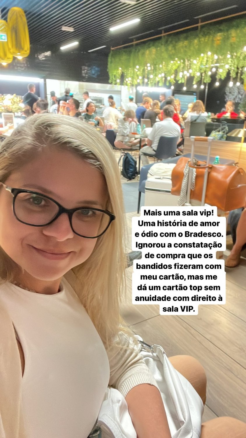 livia #zVfyrwL4