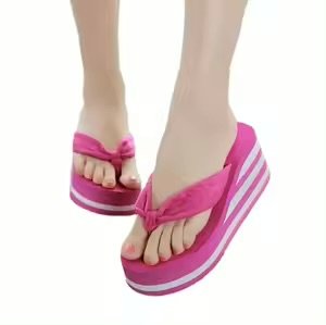 I worship women’s feet #ArOOYc8B