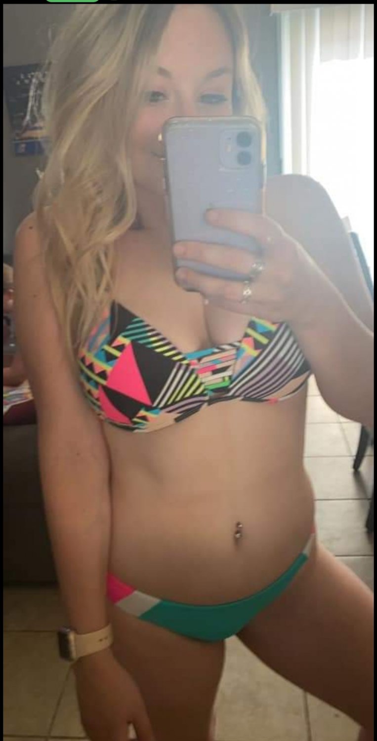 Stoner milf exposed #pNQHyiMT