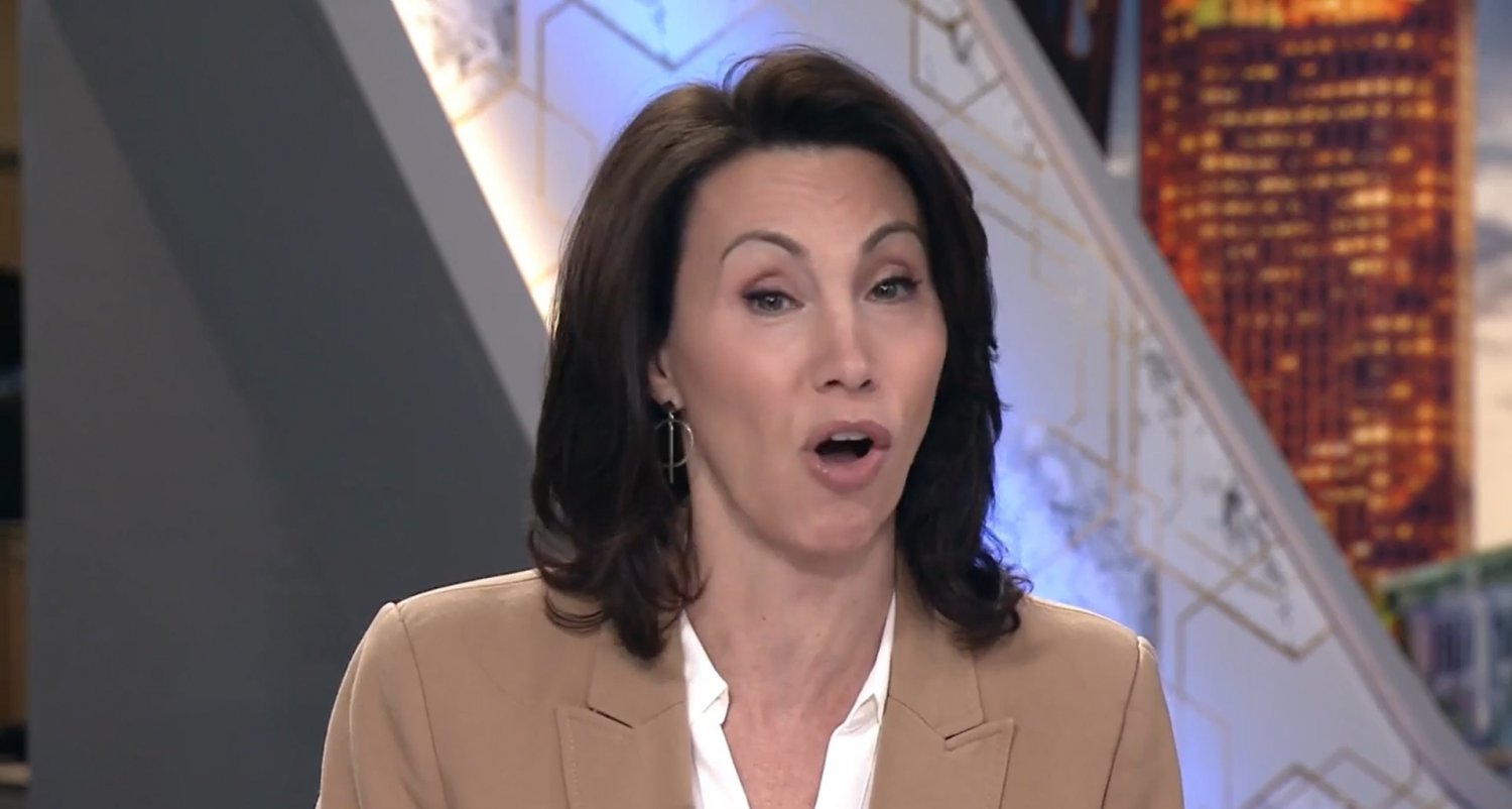 Betsy Kling SloMo #OArUX2ZE