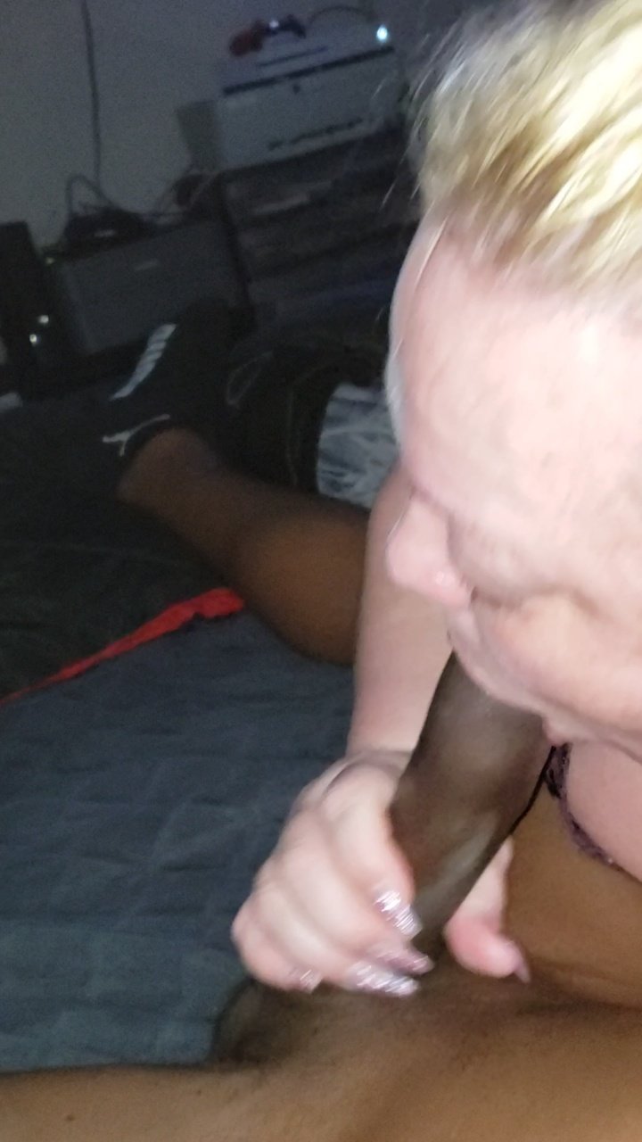 XxX~Gina cHoking and sucking on dis dick Pt2~XxX #hsl9WOJw