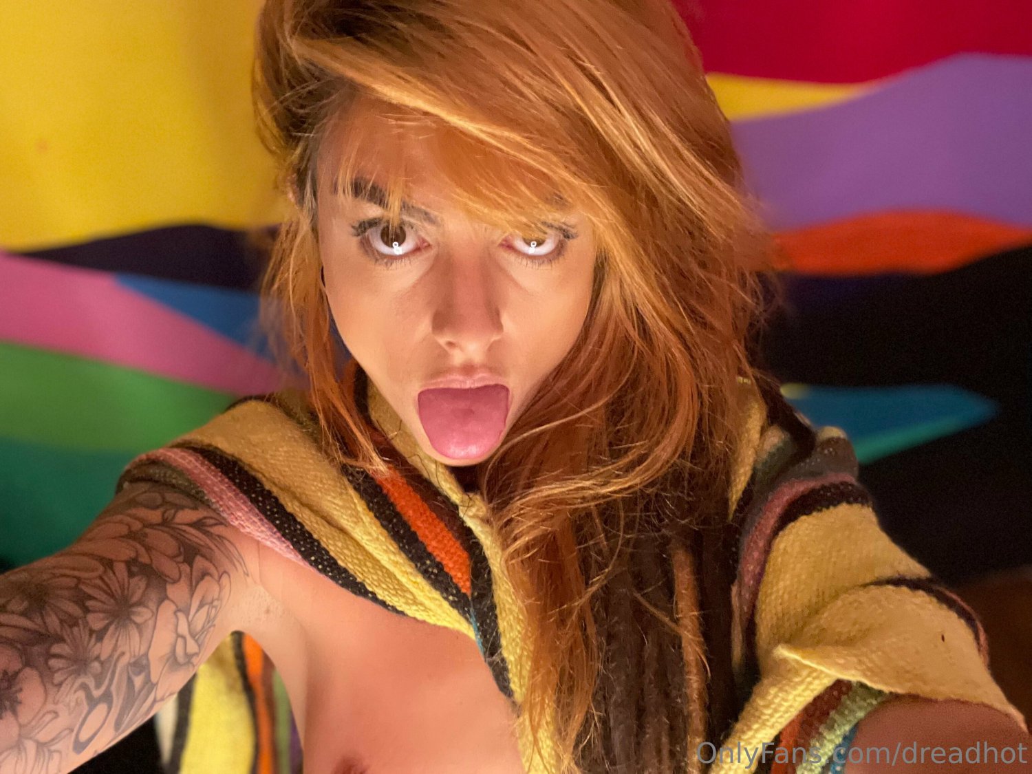 d hot suvaquinhos - armpits 2 #QRQVmai4