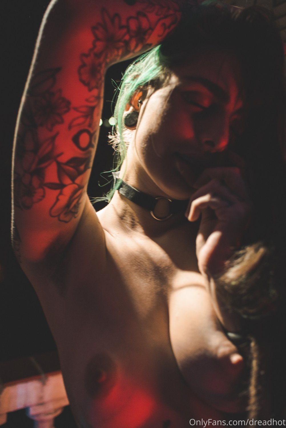d hot suvaquinhos - armpits 2 #jhEFNC1m