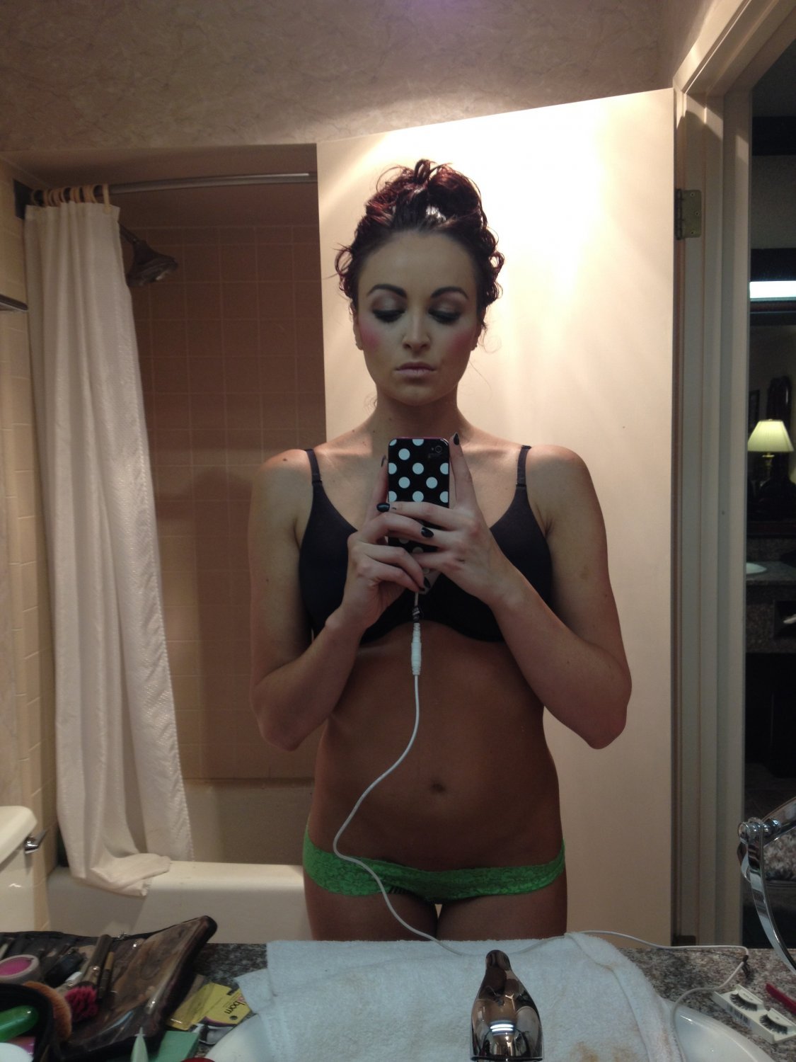 Maria Kanellis #Z05QlcZb