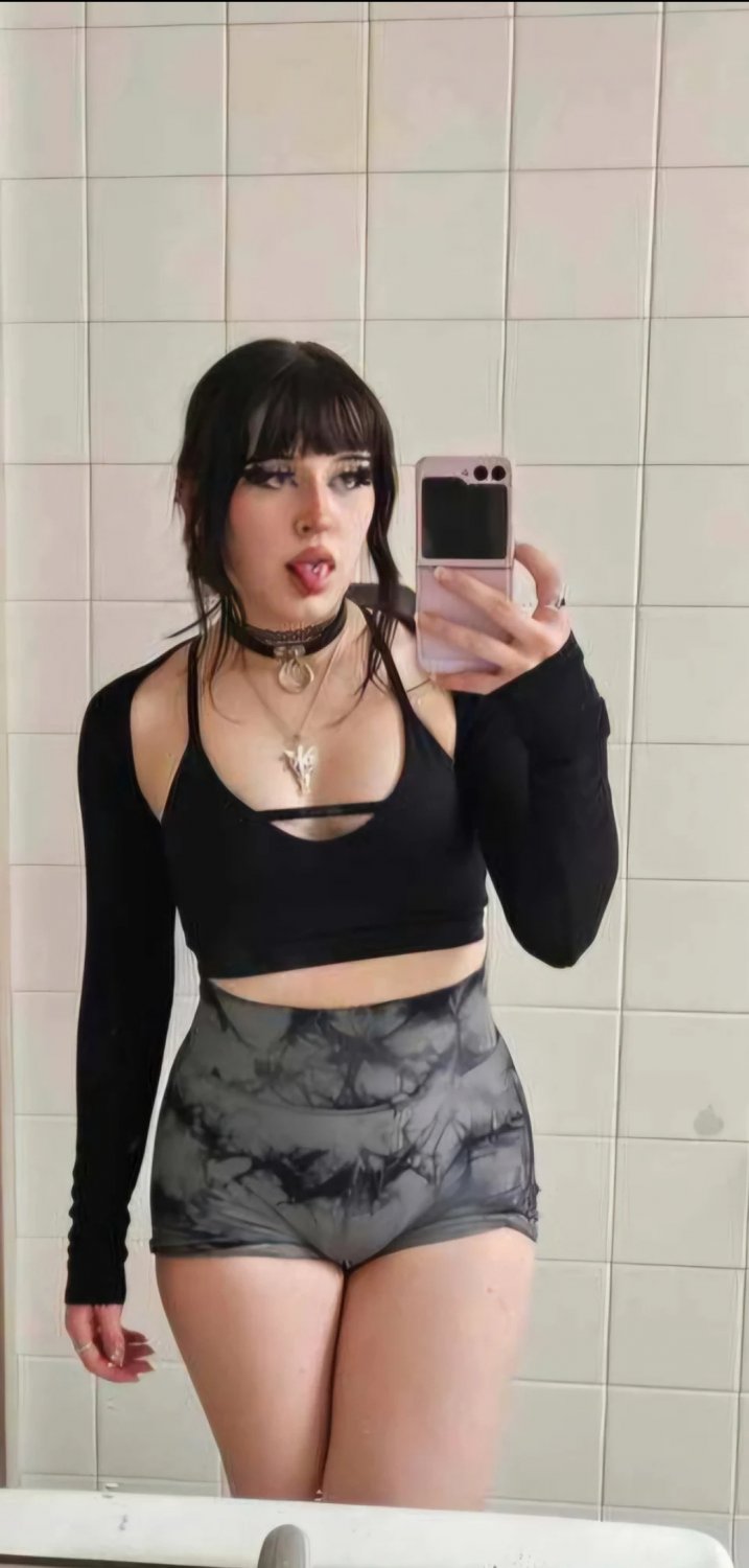Goth fun #WzeOD6BB