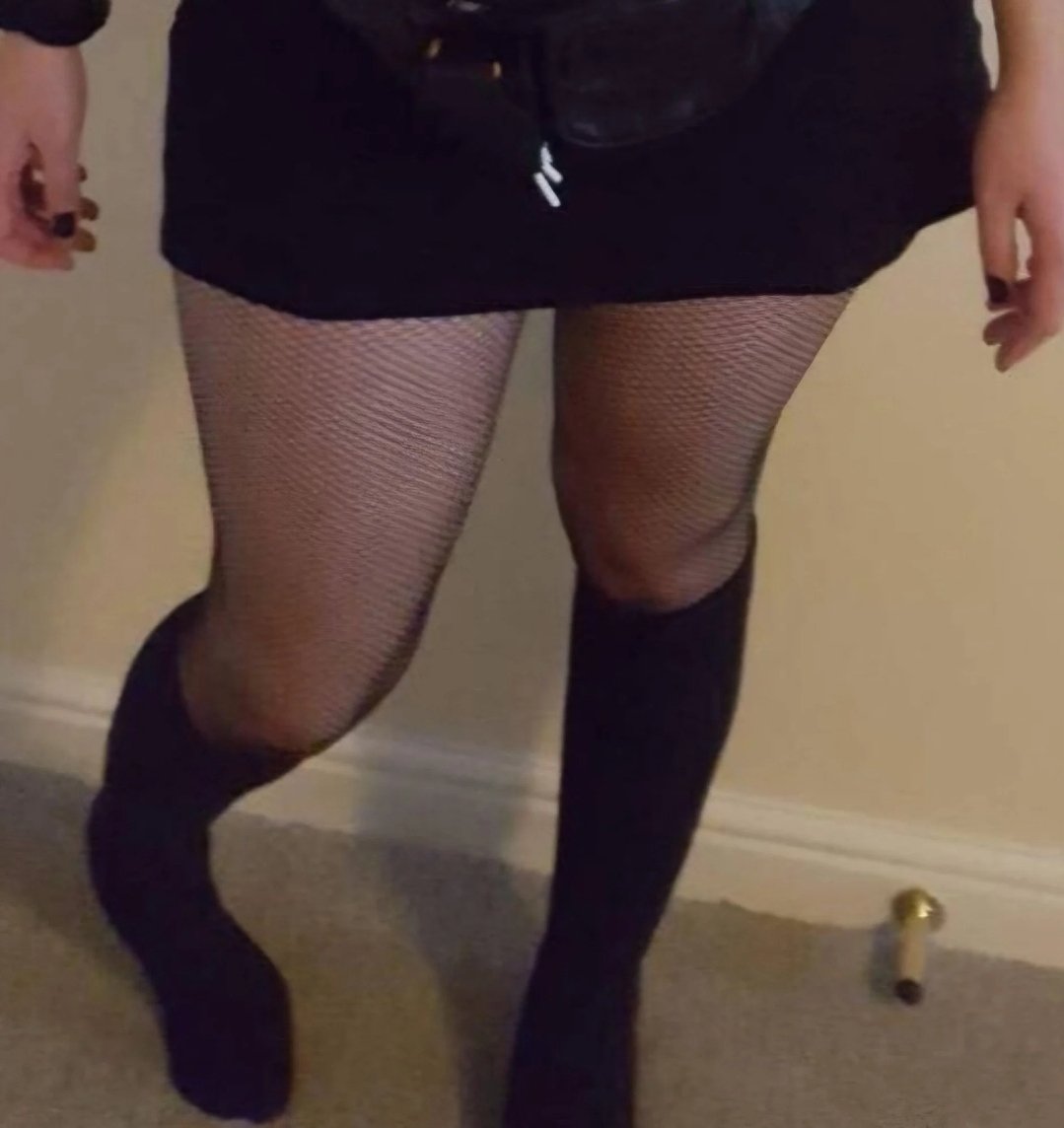 Goth fun #sQKAUQl3