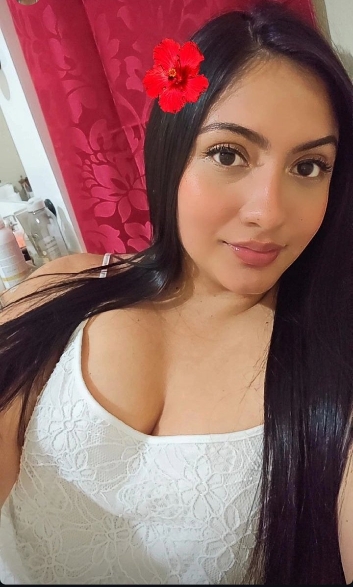 Latina Glenda have good TITS (no nude) #XMnZ0jtS