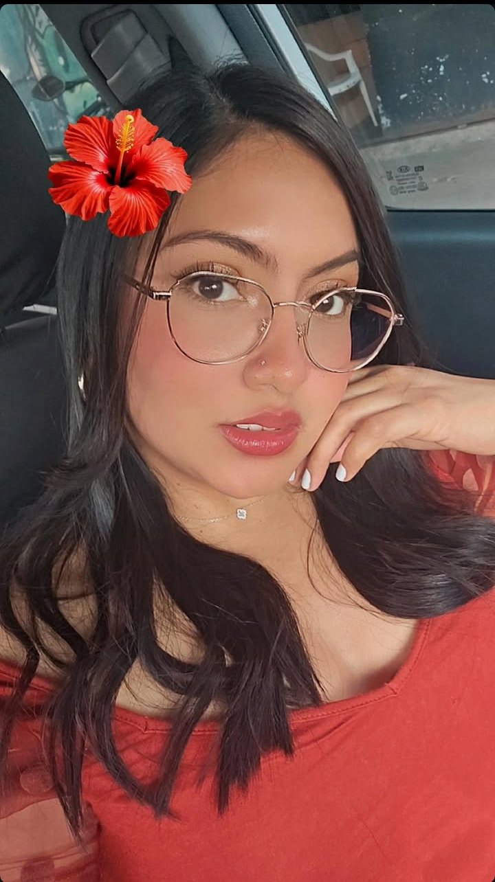 Latina Glenda have good TITS (no nude) #wpmrKwrS