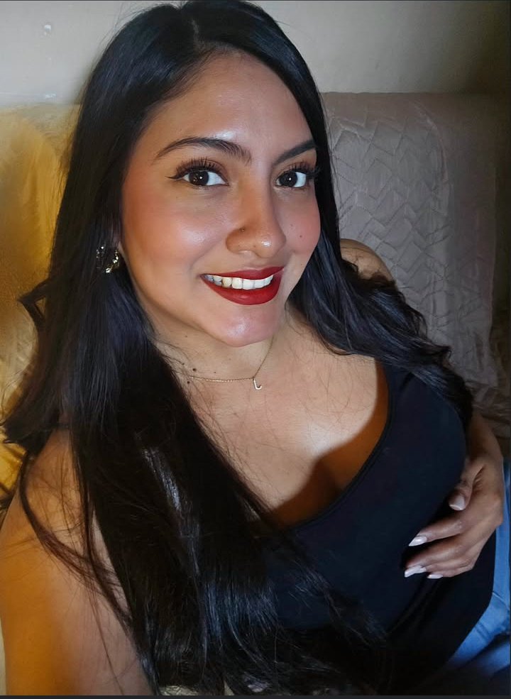 Latina Glenda have good TITS (no nude) #xbxQAkeE