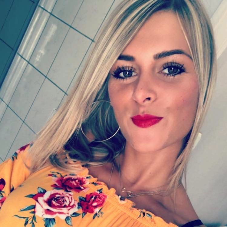 Caroline cum face #R8I0IjGj