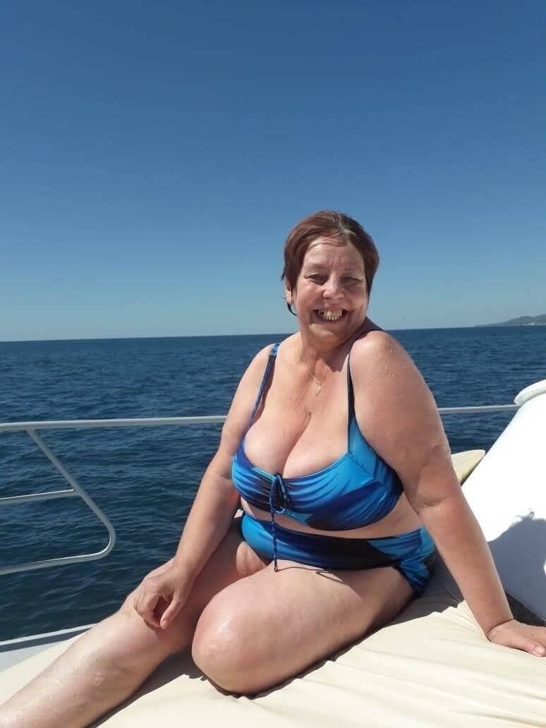 big boobs 04 #JeciCjQb