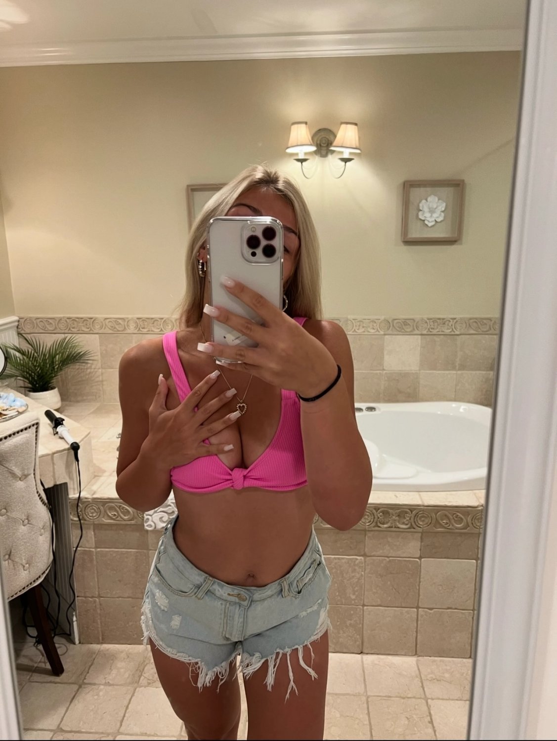 peachy blonde instagram slut bikini 2 #vCWrfTQZ