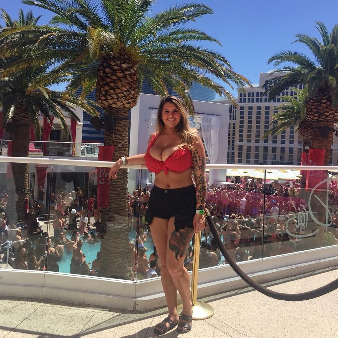 Chelsie has great tits. #7eDbYEft