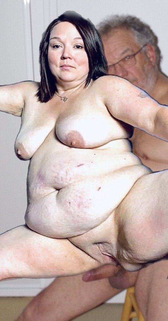 Dolly turns Leon hard on💋 #s9IZFqnH