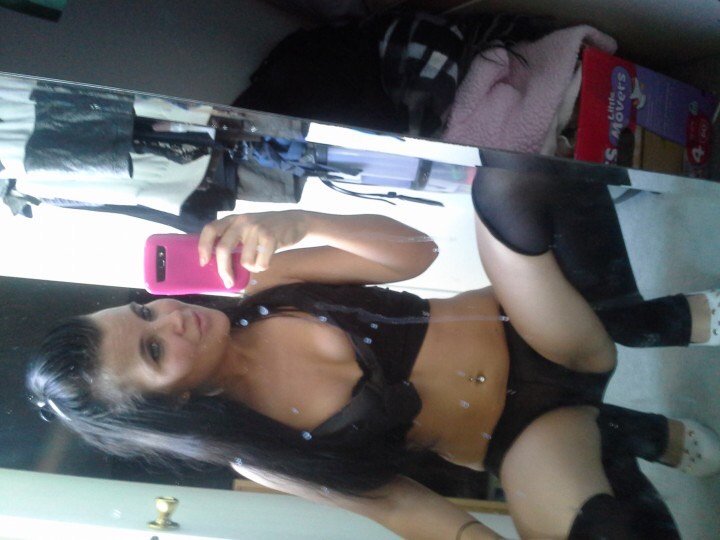 White trash selfie whore #6iGpdqcn