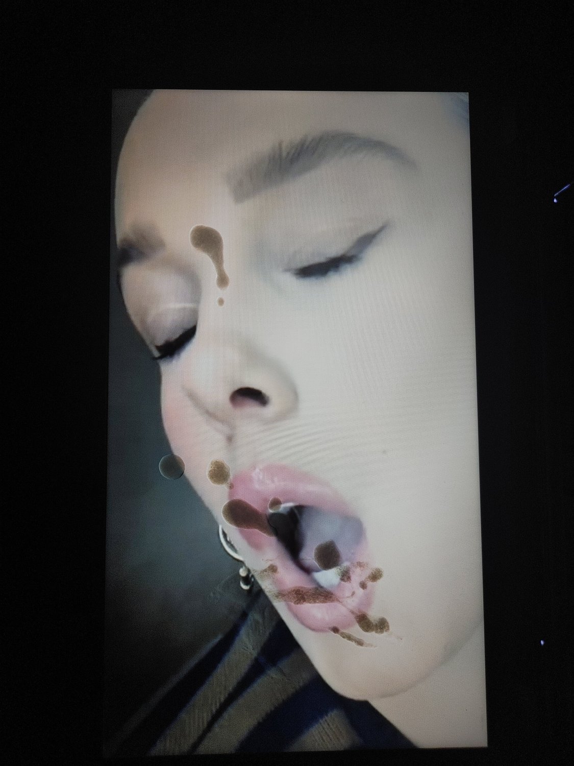 Millie Bobby Brown Cum Tribute #2 #4H0nhNFj