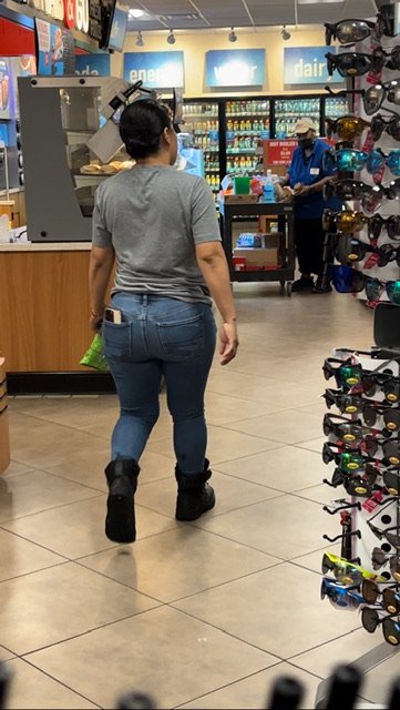 Shirt. Cakey Latina Milf #soflRtTj