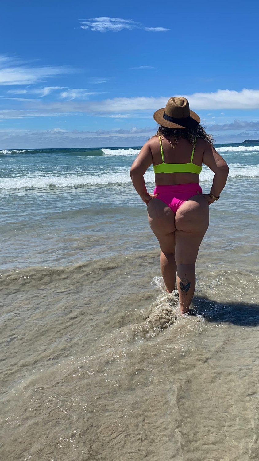 Me acabo na punheta pra essa gostosa #kYJ8ONSk