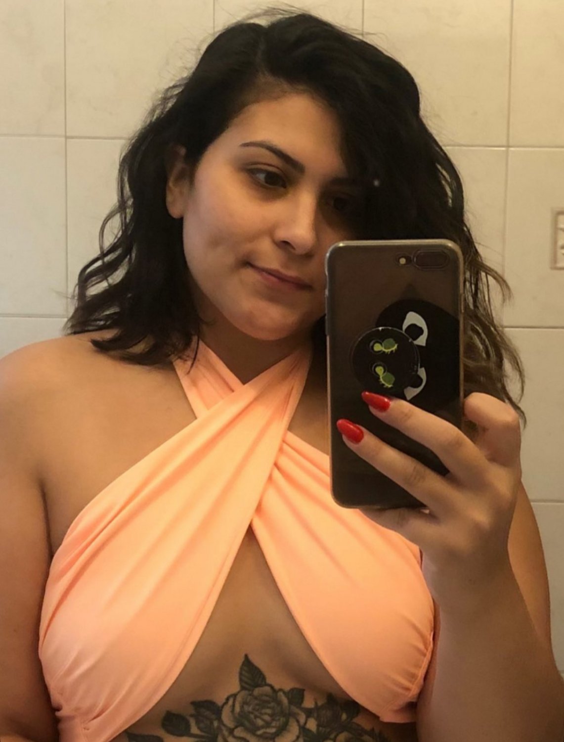 Vanessa, 27, cuck wants his fat crush to be exposed and used. What would you do to a fat whore? #cdKThH2n
