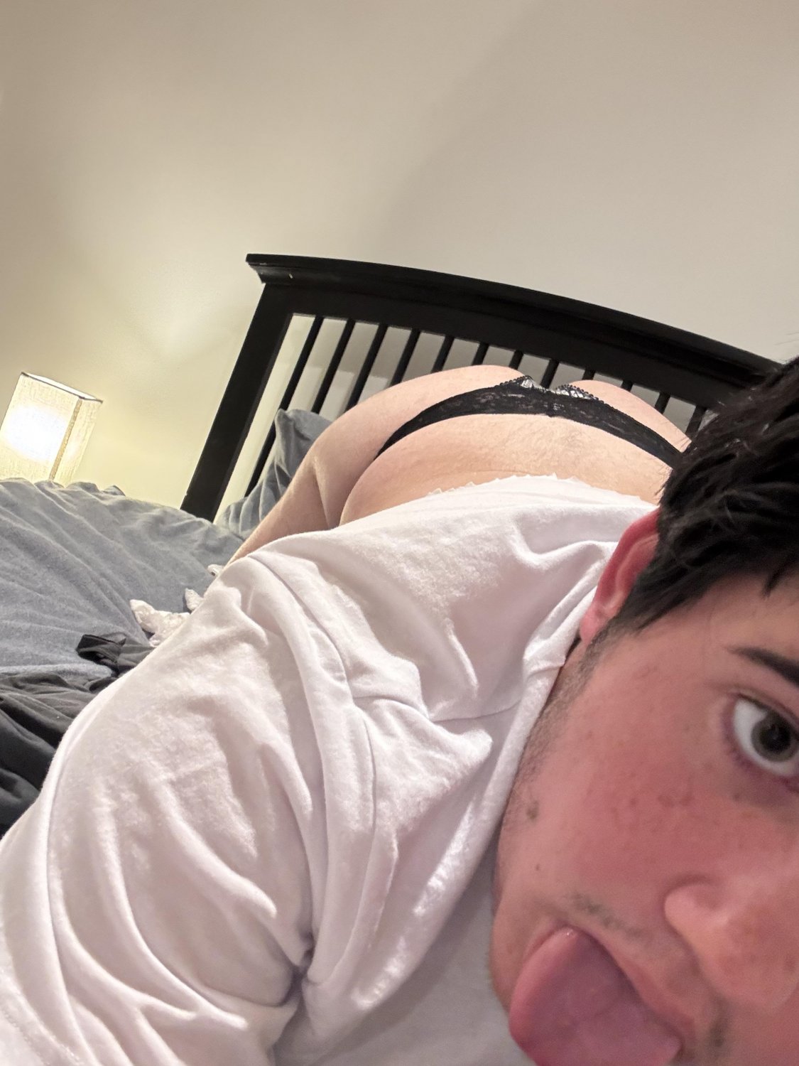 Fakeboy Showing Off #Ieh5oMsD