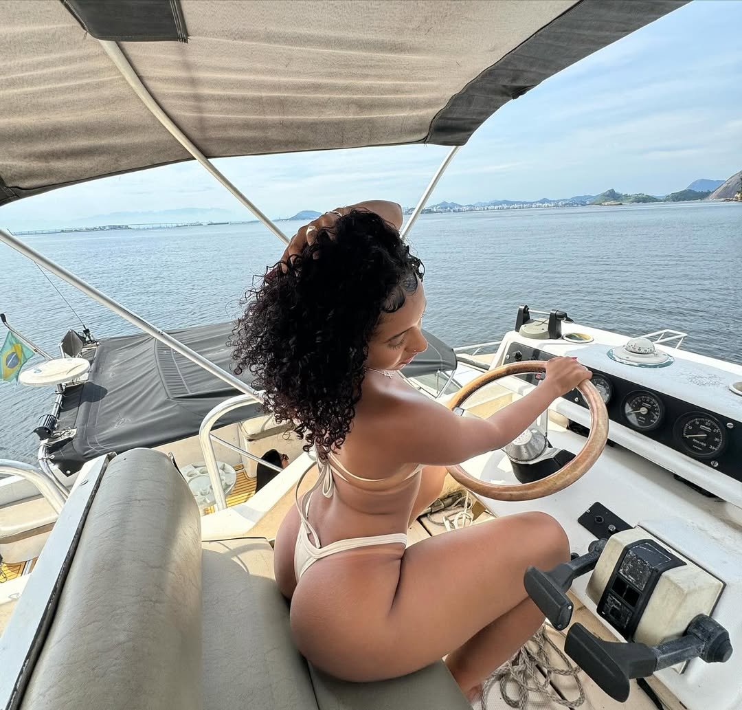 Leyla Raquel ๐ธ #0IqxKpgd