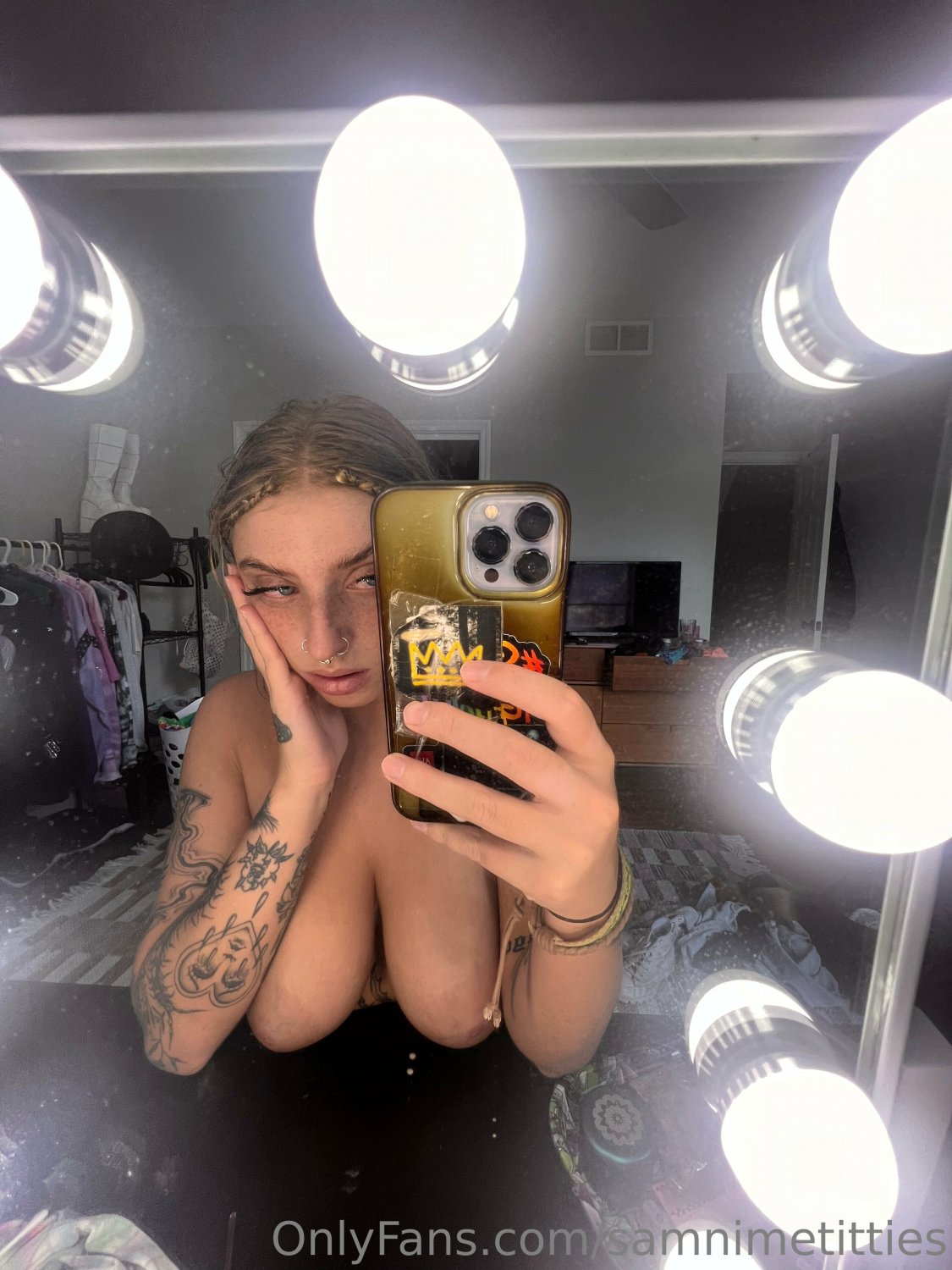 Busty and tatted girl - Sɐɯuᴉɯǝʇᴉʇʇᴉǝs #QVTnRvKT