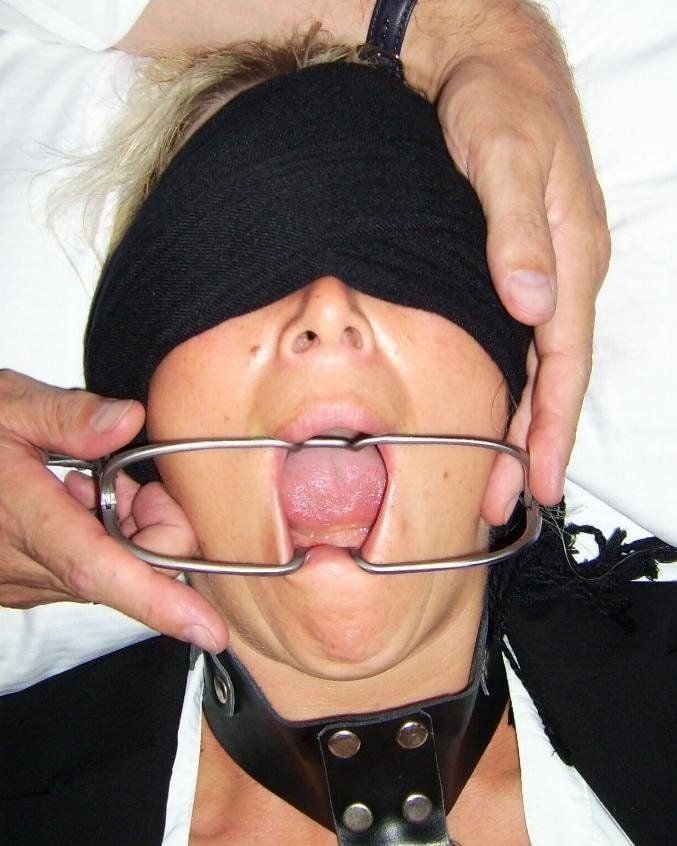 Echt Wunder  Schöne Blonde Frau BDSM ⁄Bondage #18CVSD6J